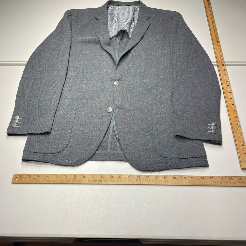 Coppley size 54/42 (it’s fits like a “medium”) "Geddy" Technical Knit Sport Coat